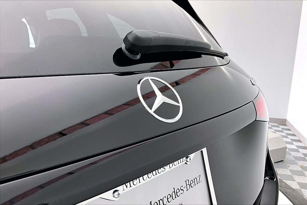 Thumbnail: 2026 Mercedes-Benz GLC - 23