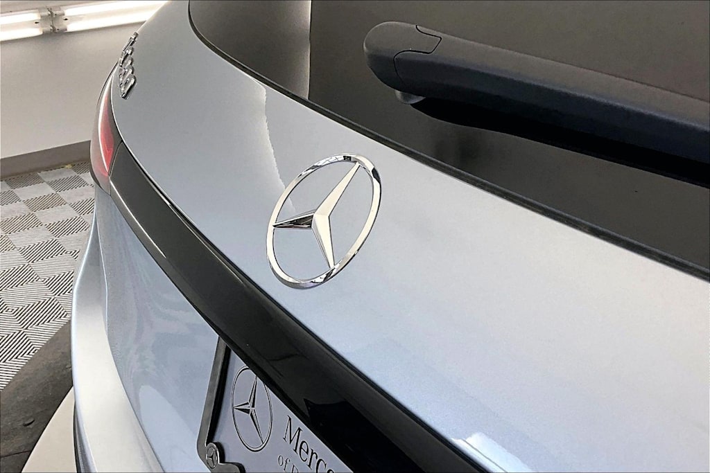 Thumbnail: 2026 Mercedes-Benz GLC - 7