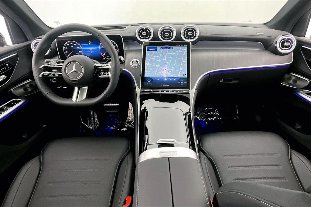 Thumbnail: 2026 Mercedes-Benz GLC - 10