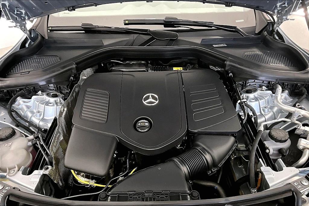 Thumbnail: 2026 Mercedes-Benz GLC - 9