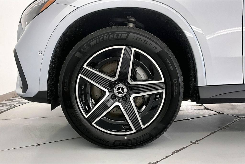 Thumbnail: 2026 Mercedes-Benz GLC - 8