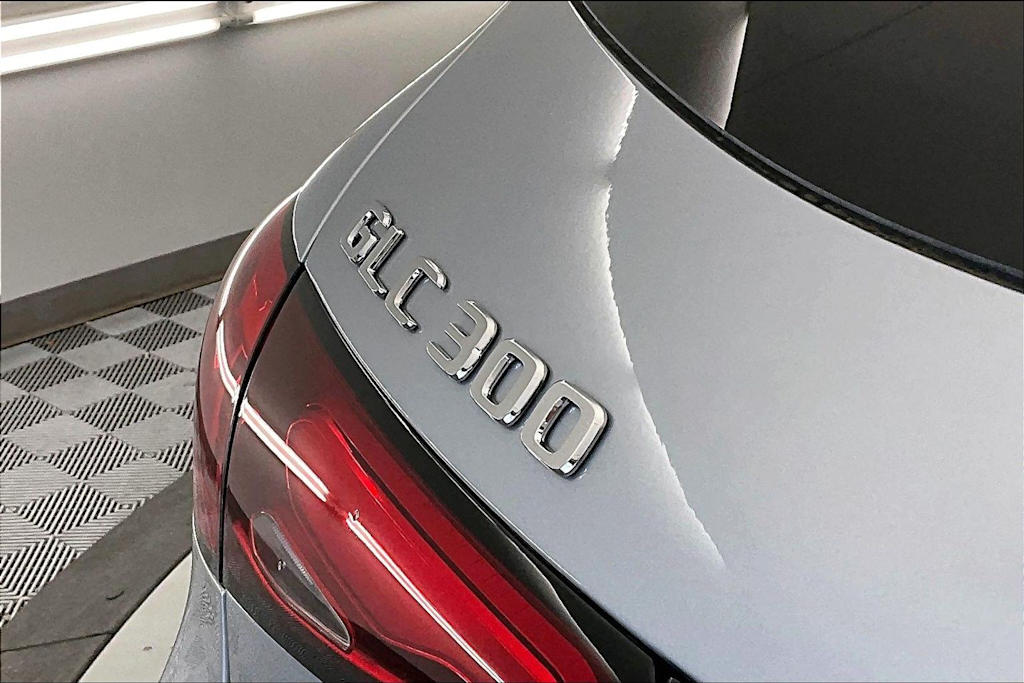 Thumbnail: 2026 Mercedes-Benz GLC - 16