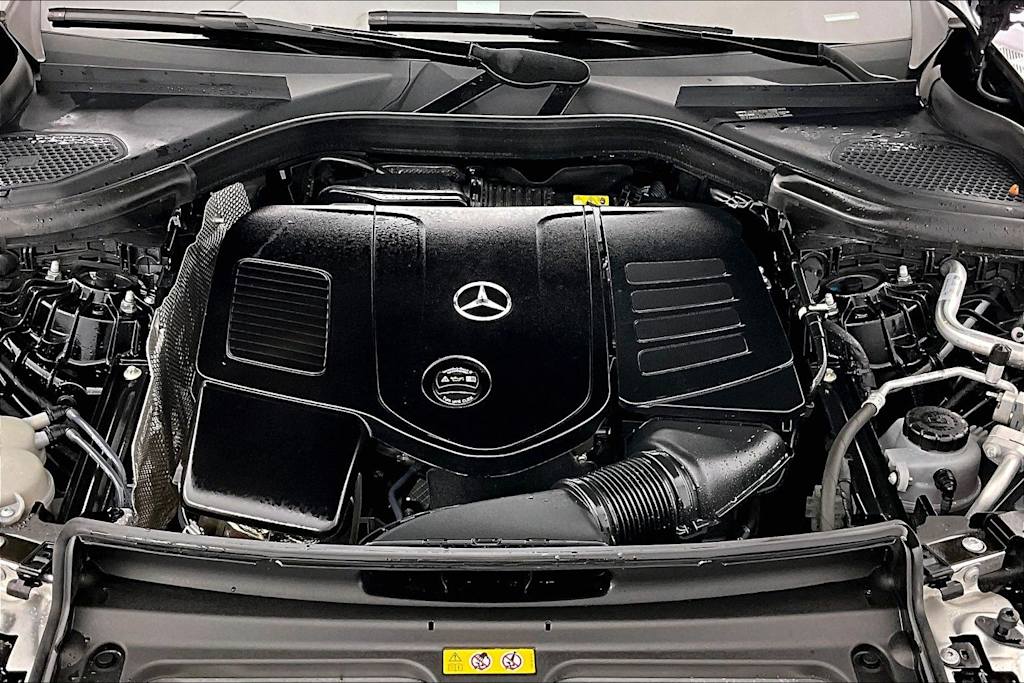 Thumbnail: 2023 Mercedes-Benz GLC - 9