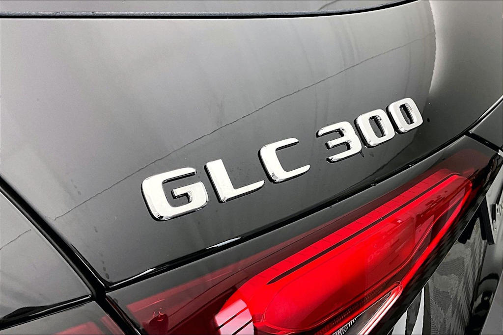 Thumbnail: 2026 Mercedes-Benz GLC - 7
