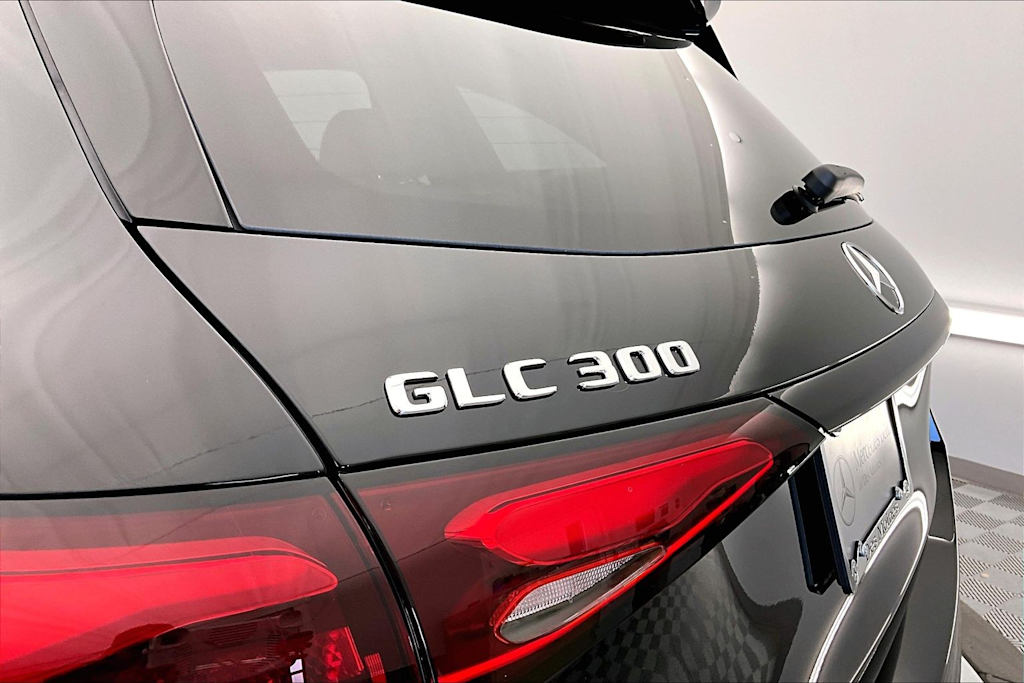Thumbnail: 2026 Mercedes-Benz GLC - 7