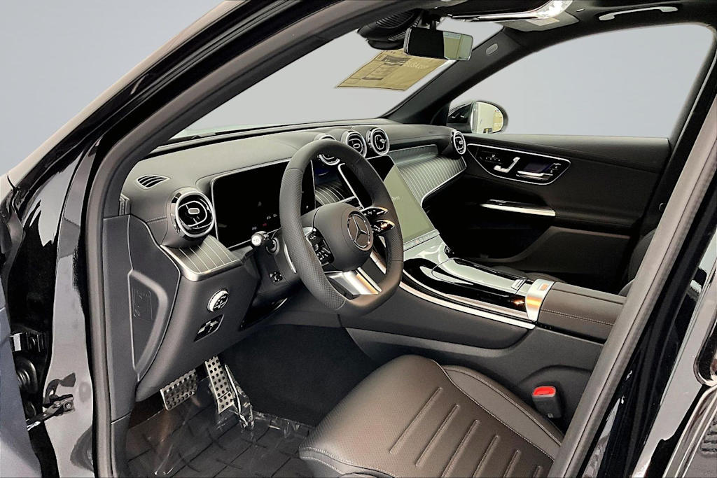 Thumbnail: 2026 Mercedes-Benz GLC - 2