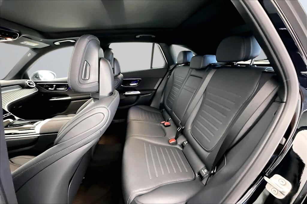 Thumbnail: 2026 Mercedes-Benz GLC - 21