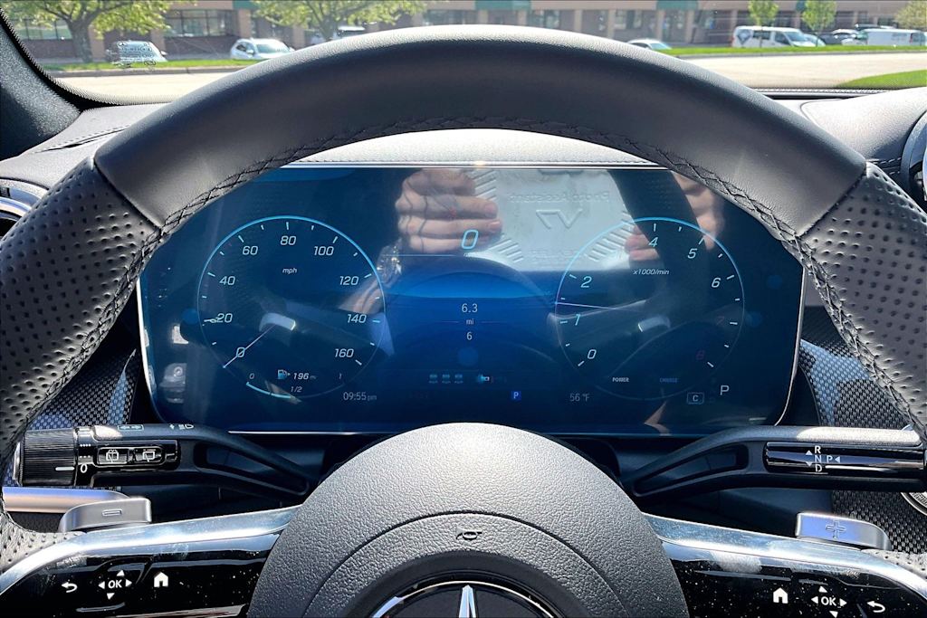 Thumbnail: 2026 Mercedes-Benz GLC - 16