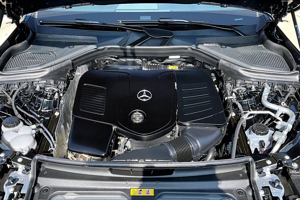 Thumbnail: 2026 Mercedes-Benz GLC - 9