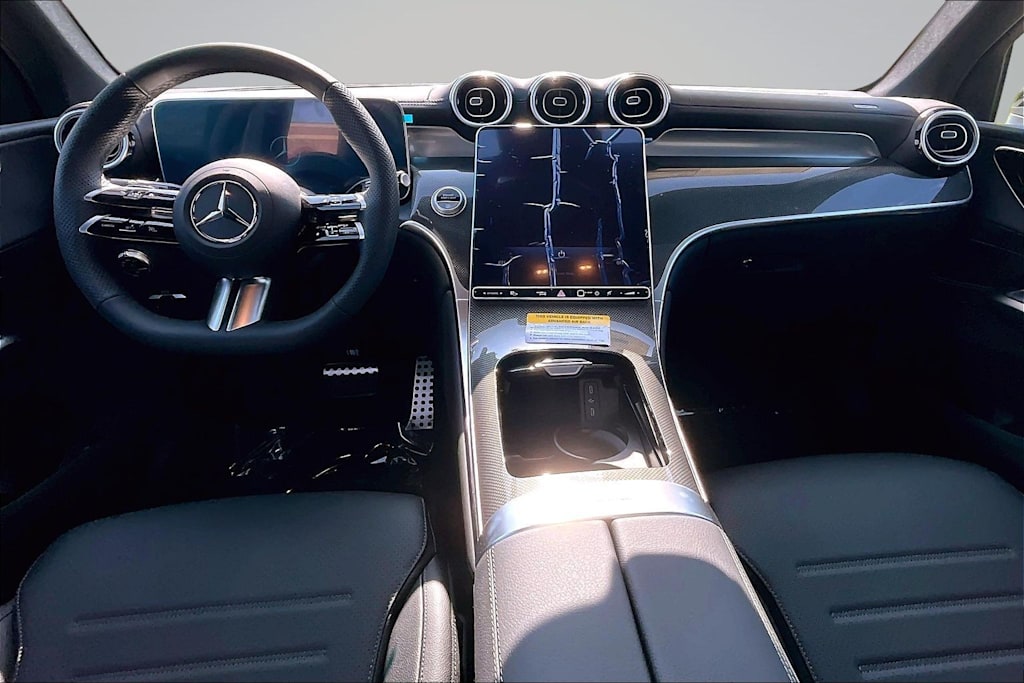 Thumbnail: 2026 Mercedes-Benz GLC - 10