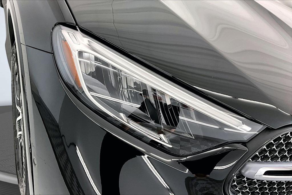 Thumbnail: 2026 Mercedes-Benz GLC - 23