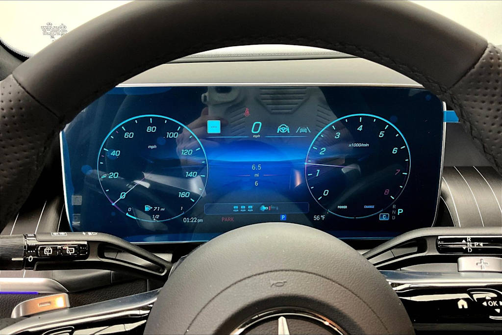 Thumbnail: 2026 Mercedes-Benz GLC - 21