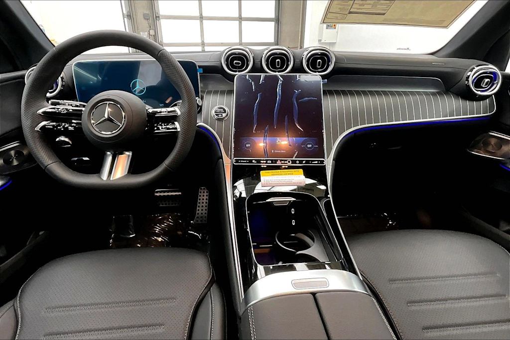Thumbnail: 2026 Mercedes-Benz GLC - 8