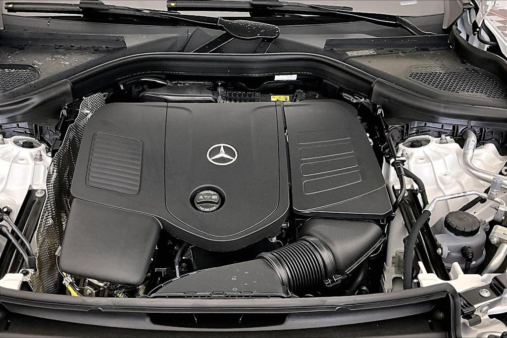 Thumbnail: 2026 Mercedes-Benz GLC - 8
