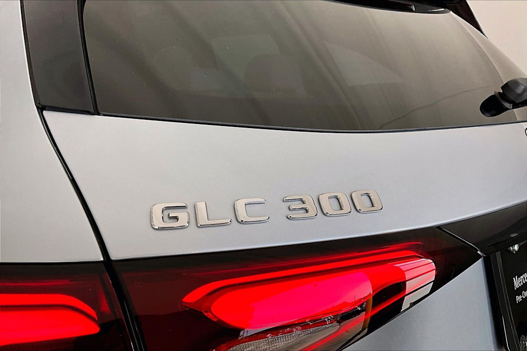 Thumbnail: 2023 Mercedes-Benz GLC - 7