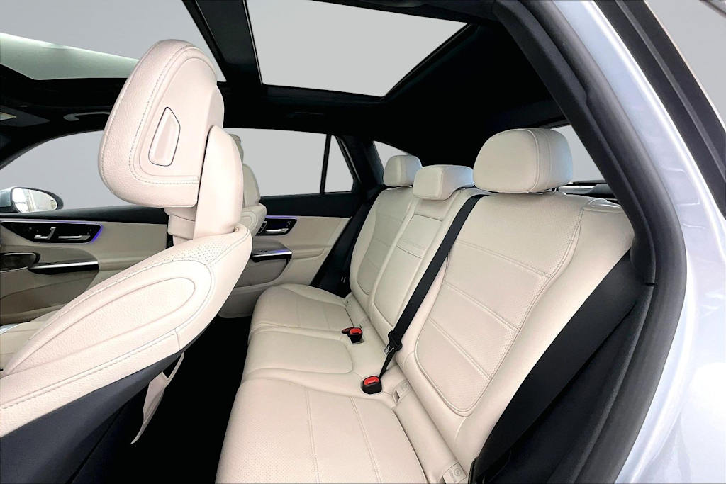 Thumbnail: 2023 Mercedes-Benz GLC - 21