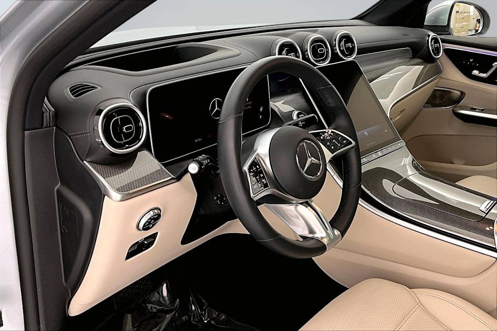 Thumbnail: 2023 Mercedes-Benz GLC - 2