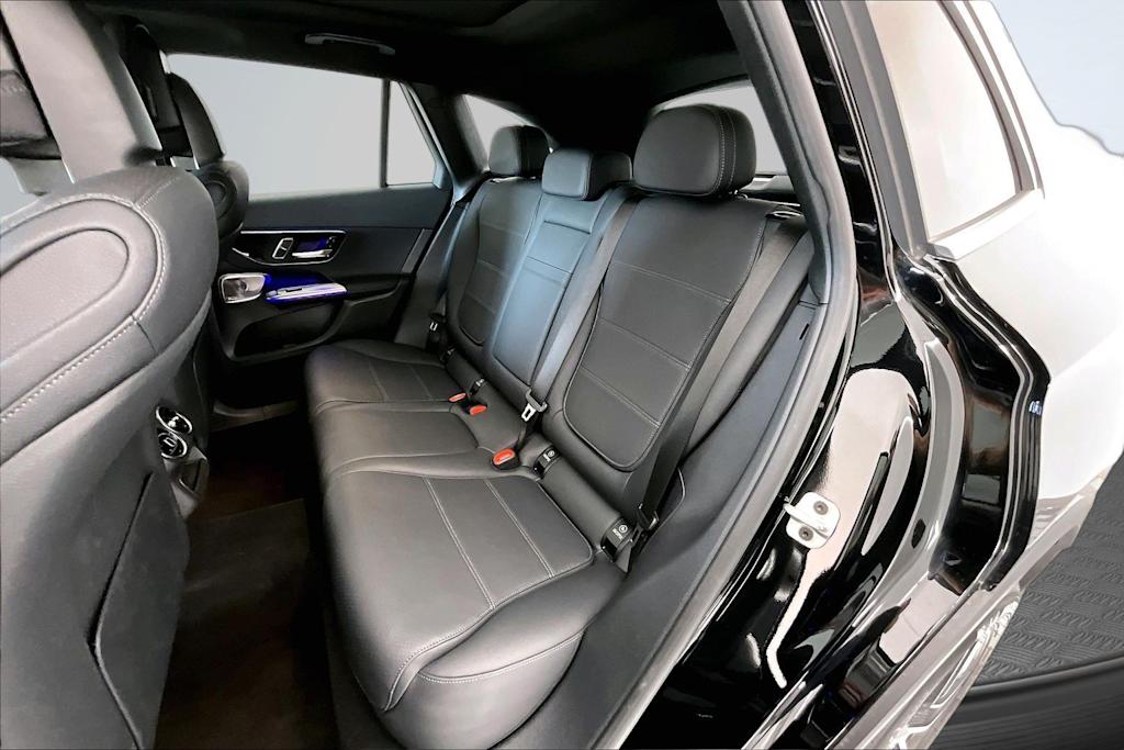 Thumbnail: 2026 Mercedes-Benz GLC - 21