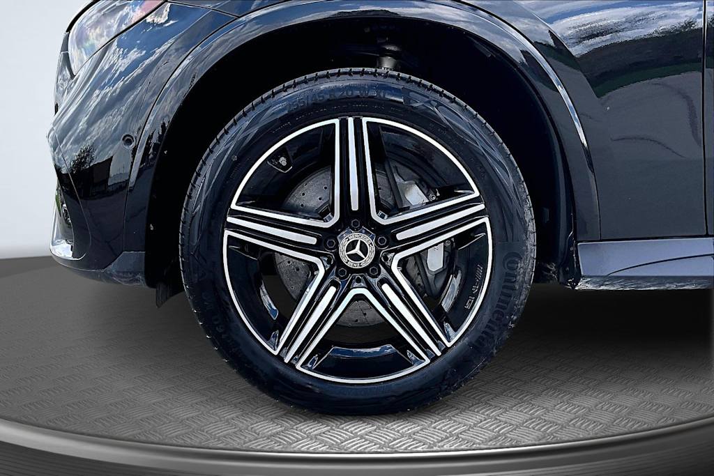 Thumbnail: 2026 Mercedes-Benz GLC - 8
