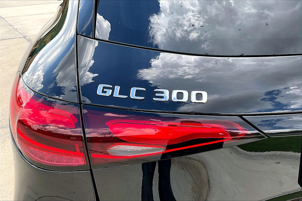 Thumbnail: 2026 Mercedes-Benz GLC - 7
