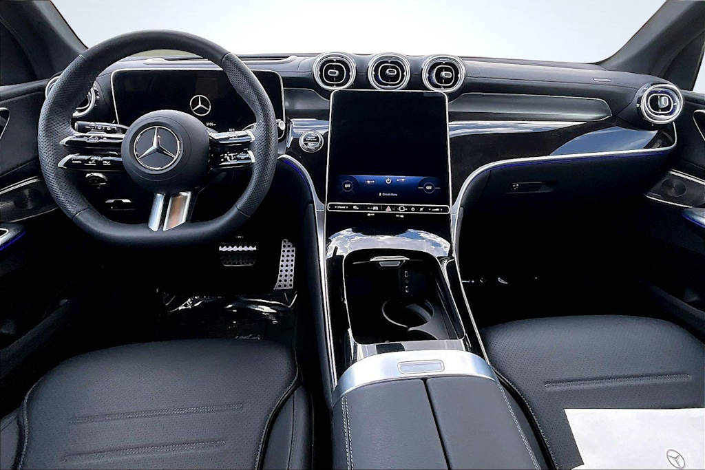 Thumbnail: 2026 Mercedes-Benz GLC - 10