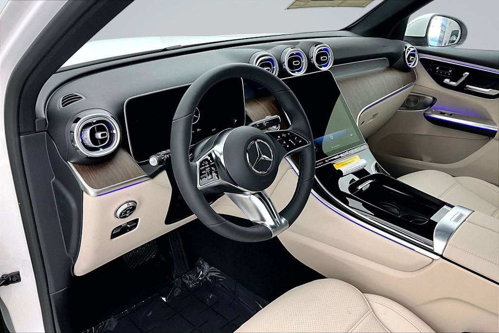 Thumbnail: 2026 Mercedes-Benz GLC - 2
