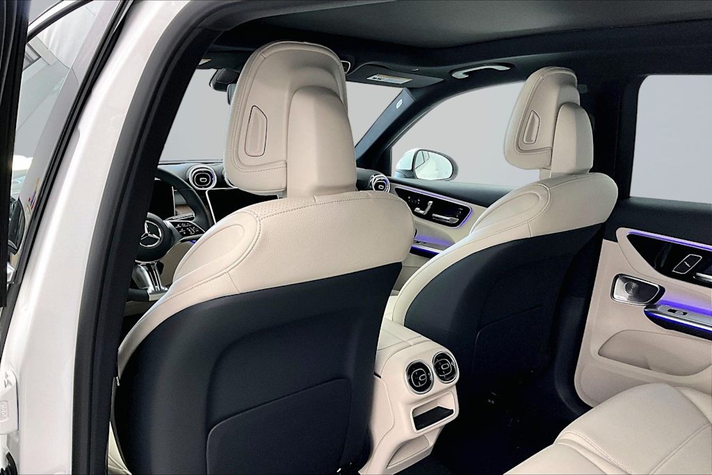 Thumbnail: 2026 Mercedes-Benz GLC - 12