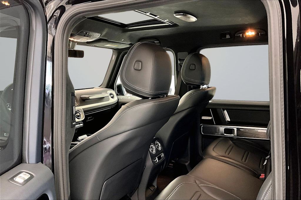 Thumbnail: 2025 Mercedes-Benz G-Class - 12