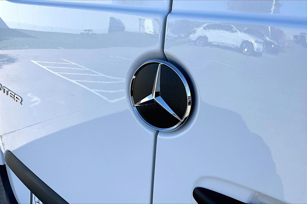 Thumbnail: 2026 Mercedes-Benz Sprinter - 22