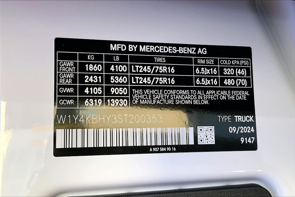 Thumbnail: 2025 Mercedes-Benz Sprinter - 16