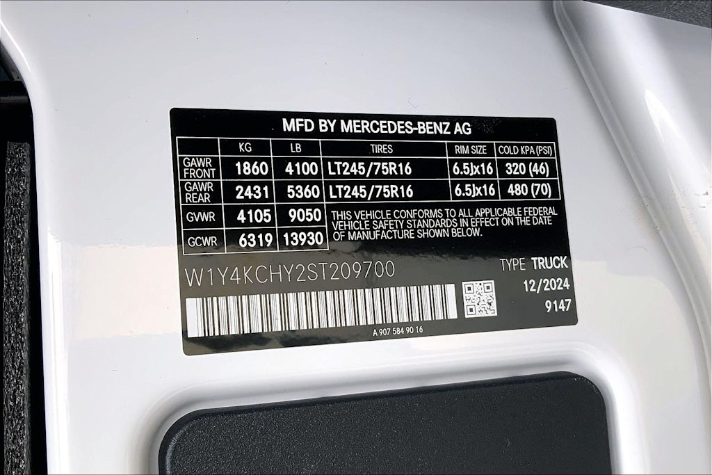 Thumbnail: 2025 Mercedes-Benz Sprinter - 17