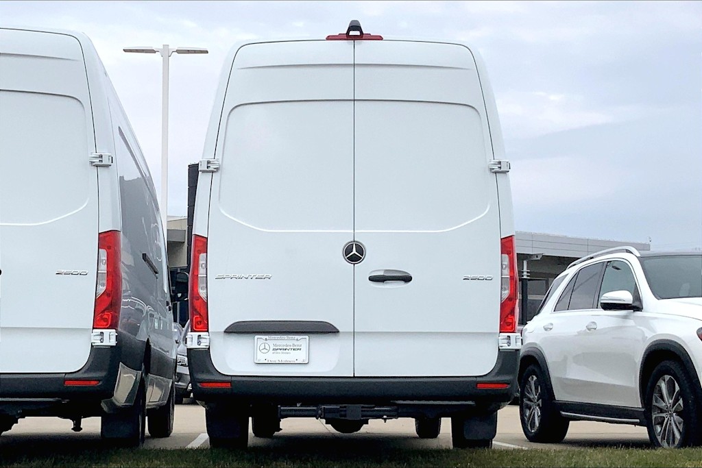 2024 Mercedes-Benz Sprinter 2500 17