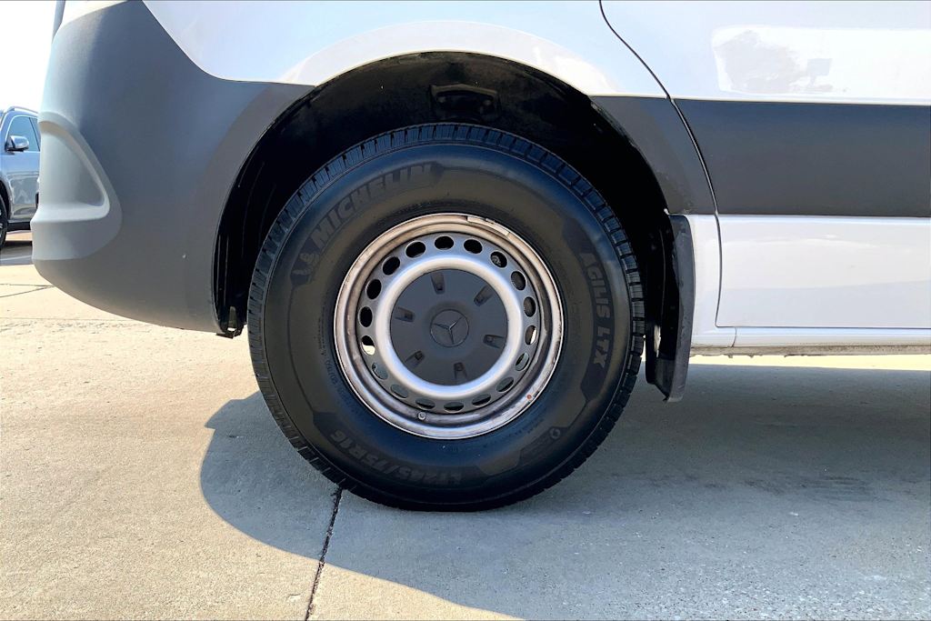 Thumbnail: 2024 Mercedes-Benz Sprinter - 8