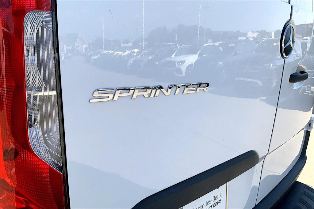 Thumbnail: 2024 Mercedes-Benz Sprinter - 7