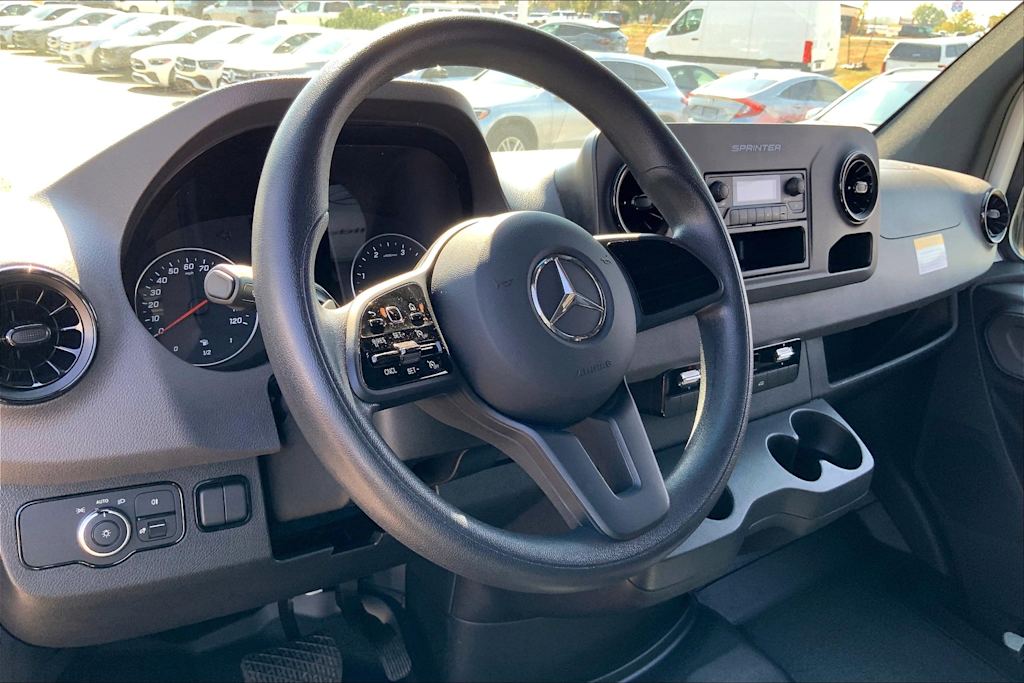 Thumbnail: 2024 Mercedes-Benz Sprinter - 2