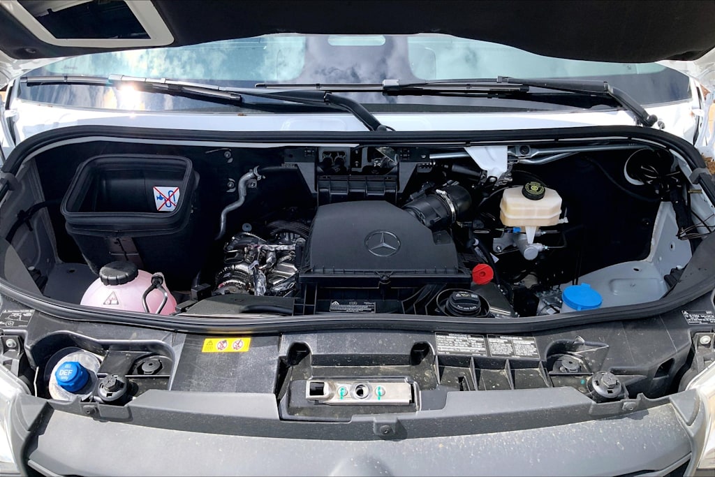 Thumbnail: 2025 Mercedes-Benz Sprinter - 9