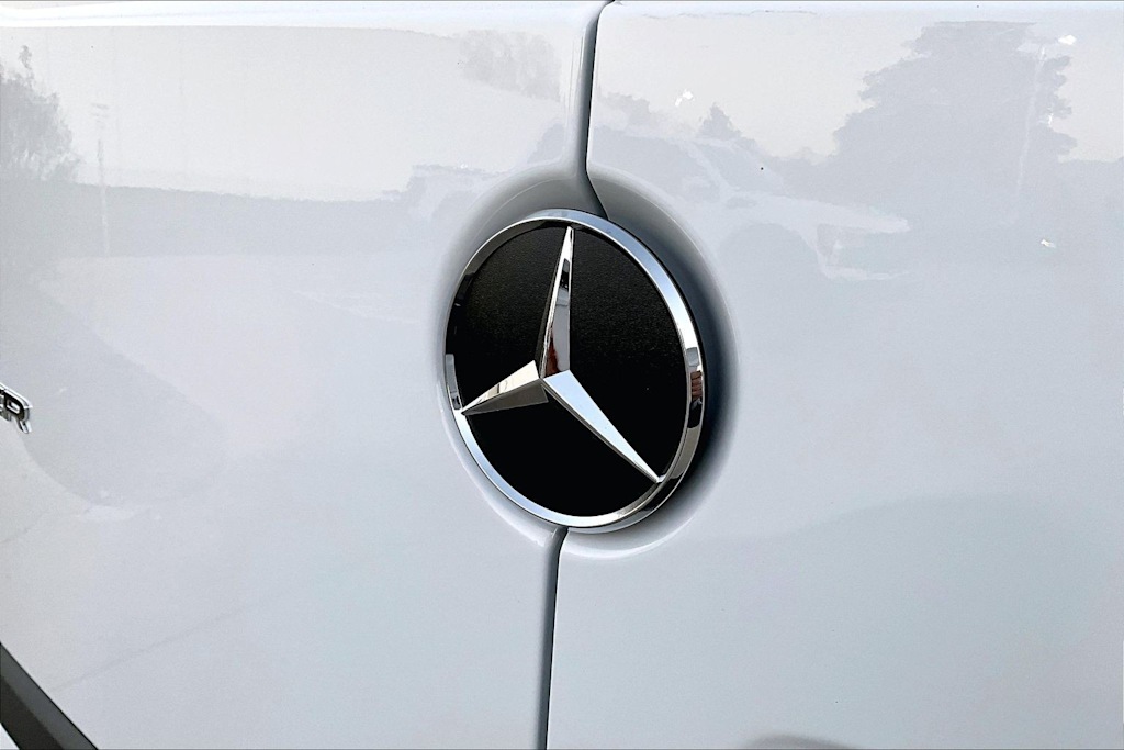 Thumbnail: 2026 Mercedes-Benz Sprinter - 22