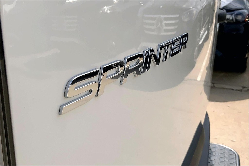 Thumbnail: 2025 Mercedes-Benz Sprinter - 6
