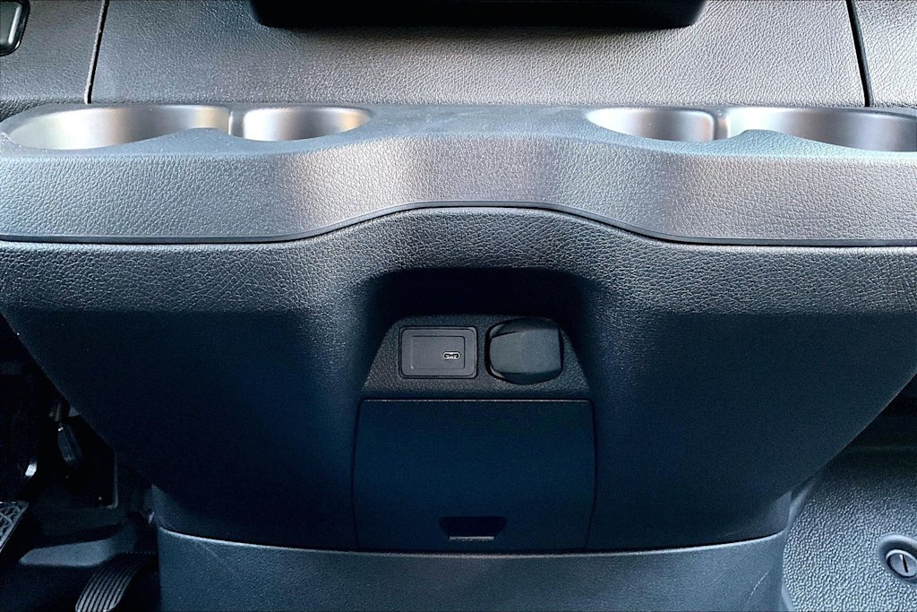 Thumbnail: 2025 Mercedes-Benz Sprinter - 23