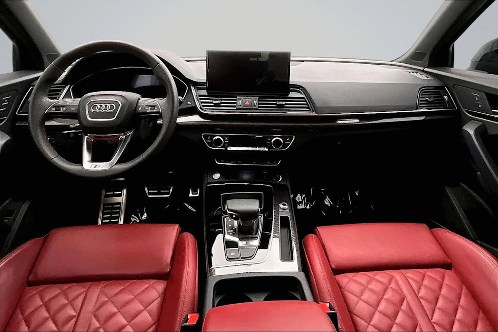 Thumbnail: 2024 Audi SQ5 - 10