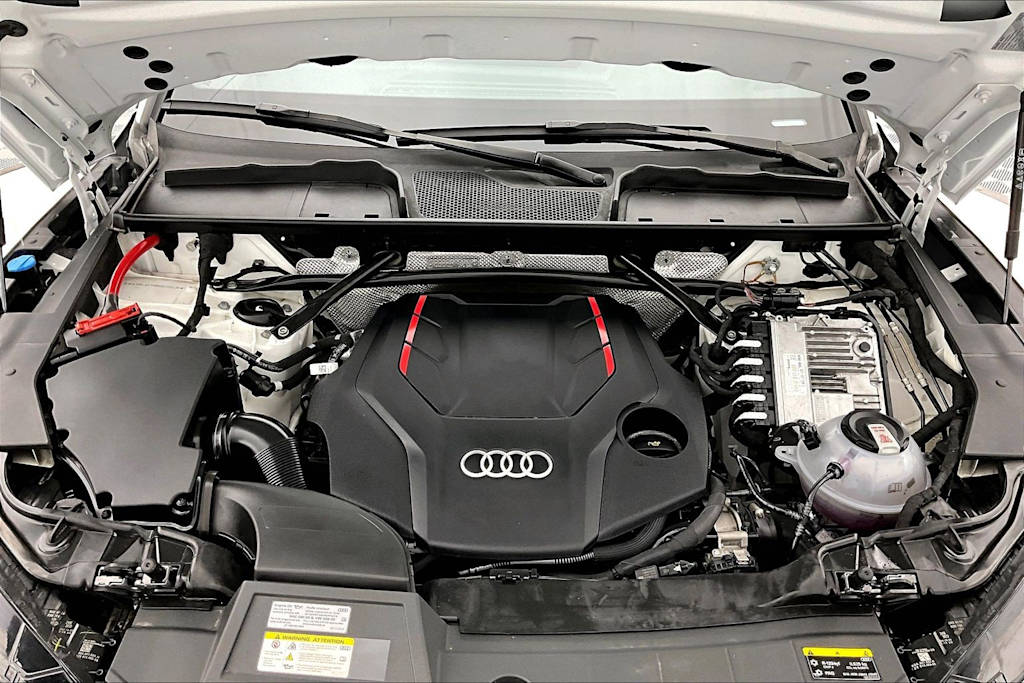Thumbnail: 2024 Audi SQ5 - 9