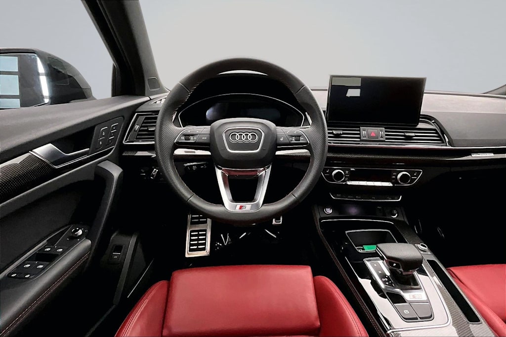 Thumbnail: 2024 Audi SQ5 - 14
