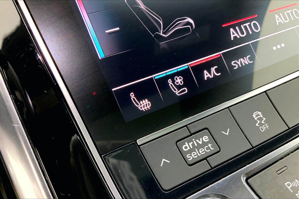 Thumbnail: 2019 Audi Q8 - 27