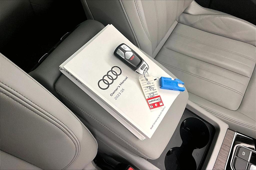 Thumbnail: 2023 Audi Q5 - 21