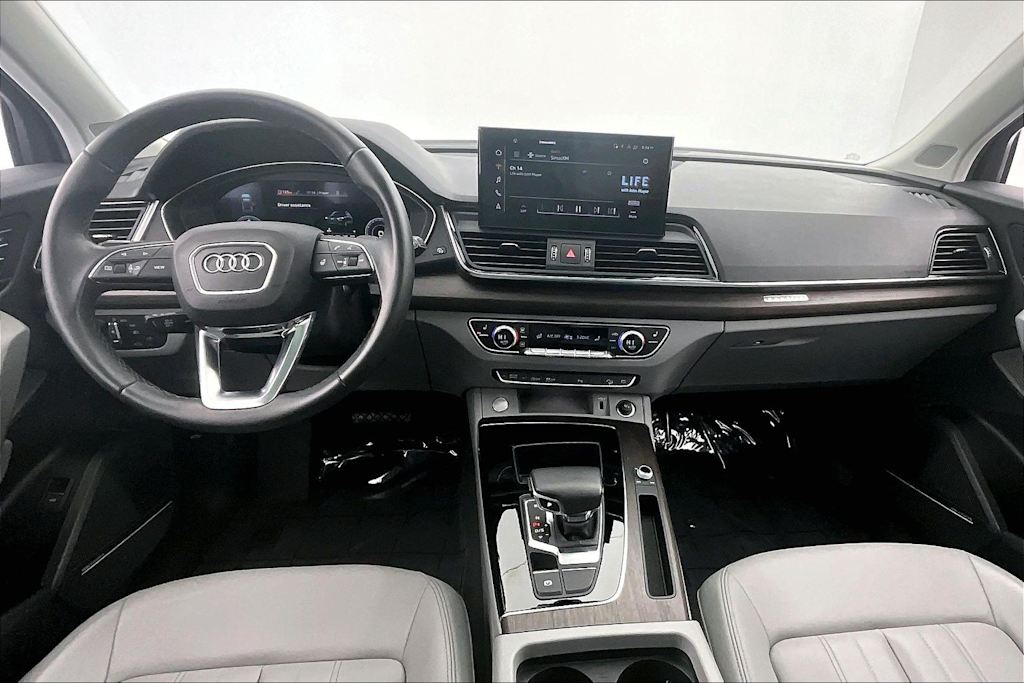 Thumbnail: 2023 Audi Q5 - 10