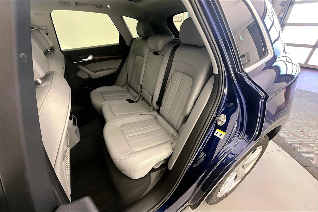 Thumbnail: 2023 Audi Q5 - 20