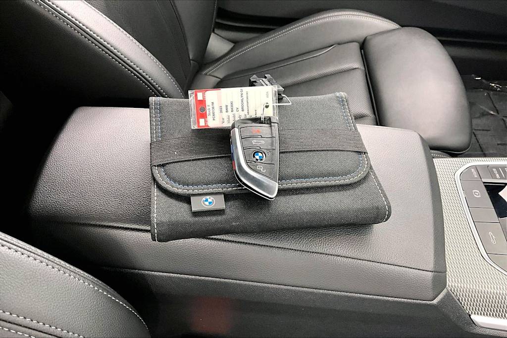 Thumbnail: 2023 BMW 4 Series - 21