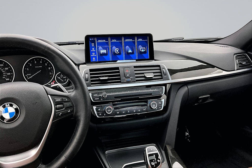 Thumbnail: 2016 BMW 3 Series - 15