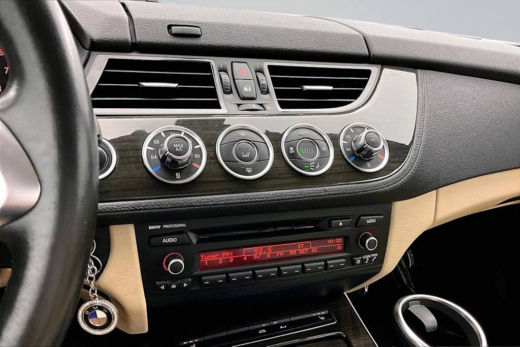 Thumbnail: 2014 BMW Z4 - 21