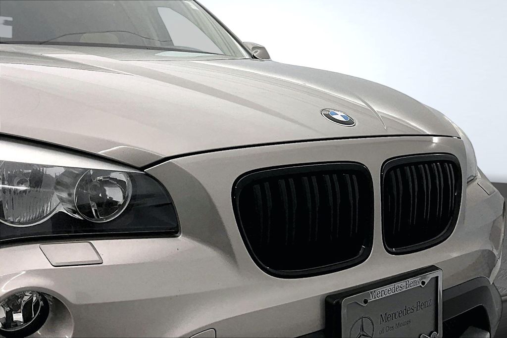 Thumbnail: 2014 BMW X1 - 27